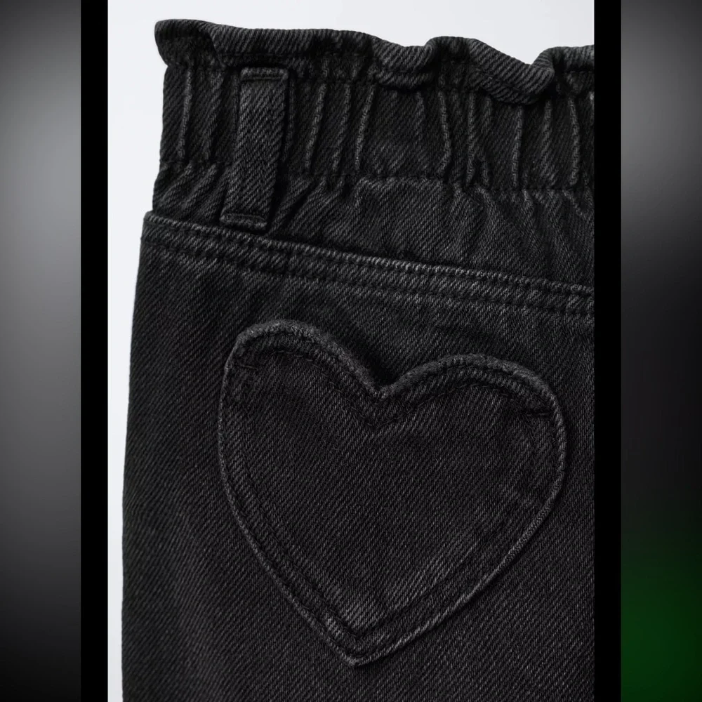 Zara kids, black, heart pocket paperbag jeans, size 6 years
